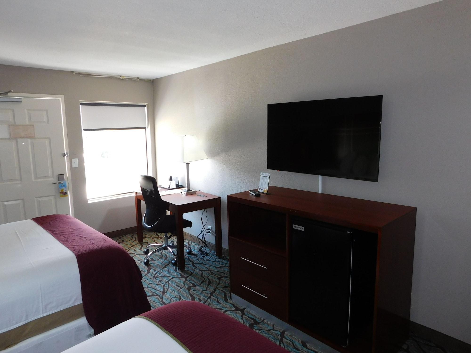 Days Inn By Wyndham West Des Moines - Clive Eksteriør billede