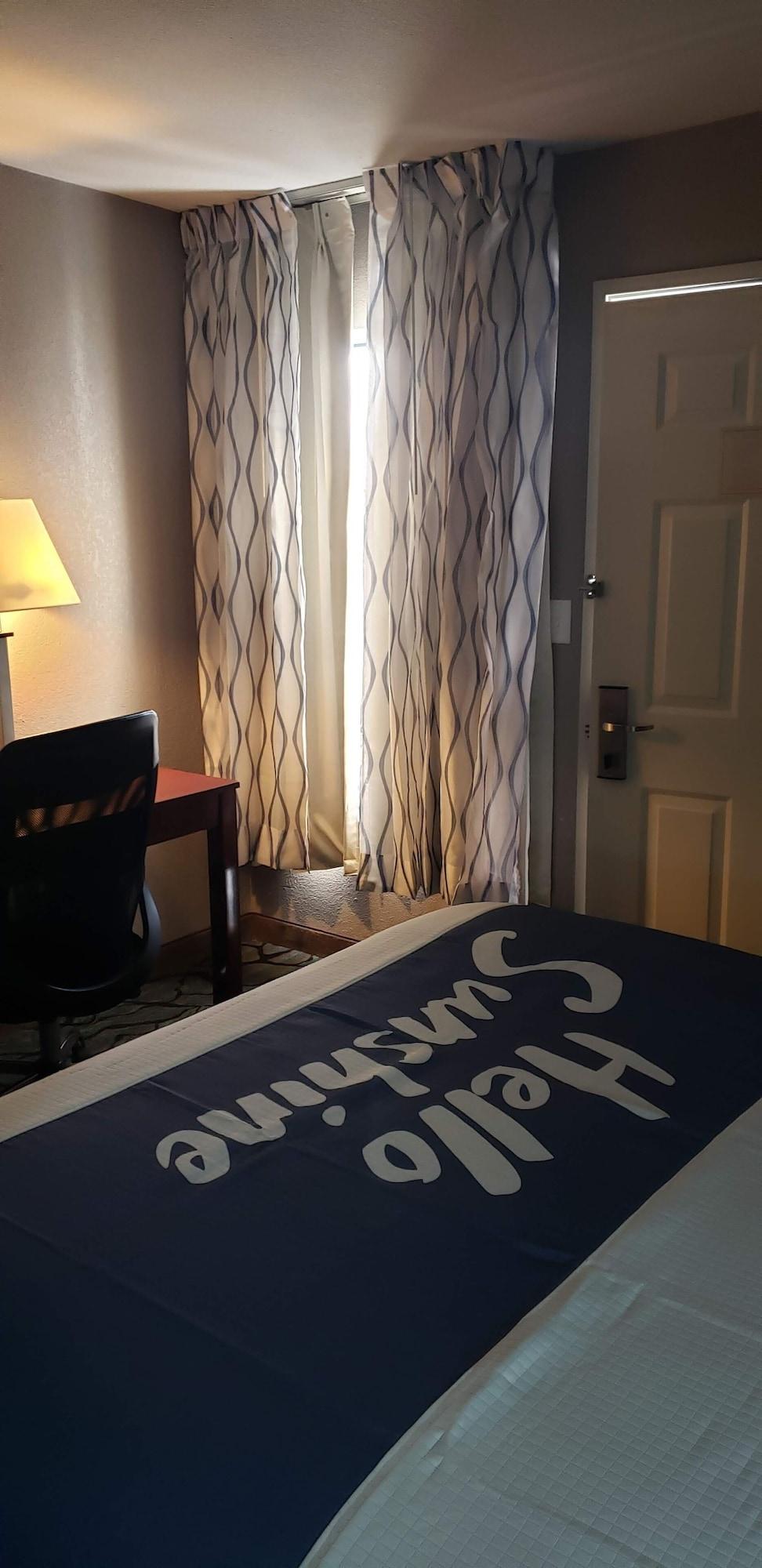 Days Inn By Wyndham West Des Moines - Clive Eksteriør billede